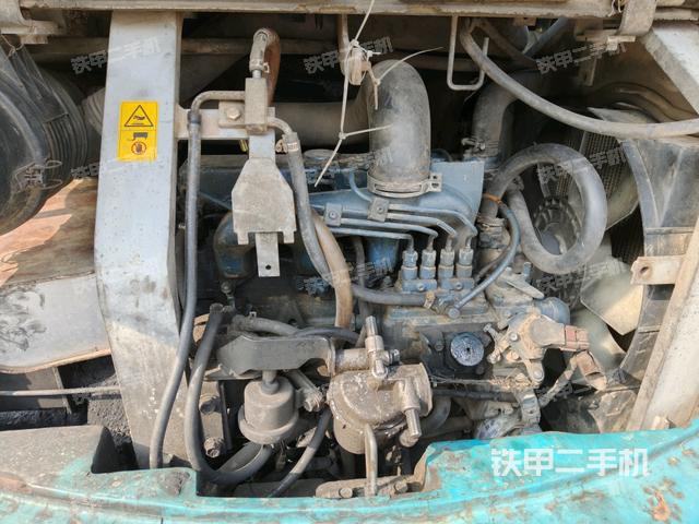 發(fā)動(dòng)機(jī)室(上車部件) 發(fā)動(dòng)機(jī)室(上車部件)