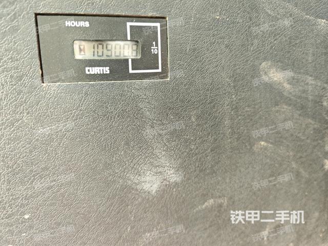 小時(shí)表(駕駛室部分) 小時(shí)表(駕駛室部分)