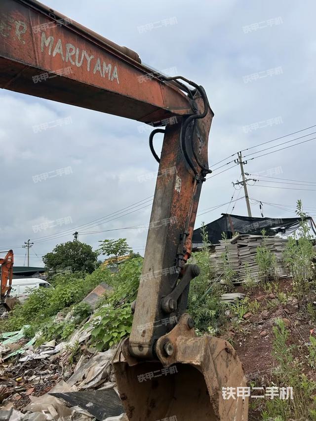 小臂整体左后（工作和回转装置）