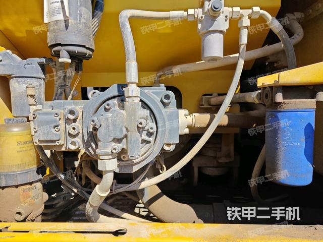 液压泵斜45 右(大件舱室) 液压泵斜45 右(大件舱室)