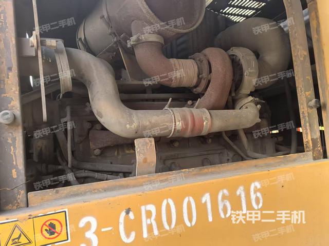 發(fā)動(dòng)機(jī)右側(cè)(整機(jī)外觀及大件) 發(fā)動(dòng)機(jī)右側(cè)(整機(jī)外觀及大件)