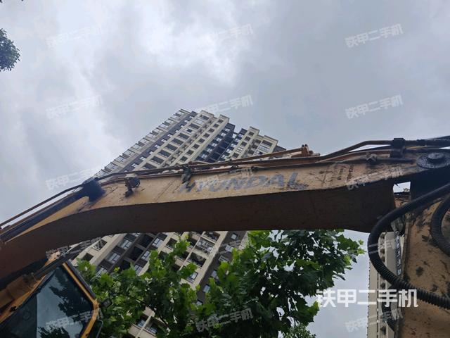 大臂整體?右側(cè)(工作和回轉(zhuǎn)裝置) 大臂整體?右側(cè)(工作和回轉(zhuǎn)裝置)