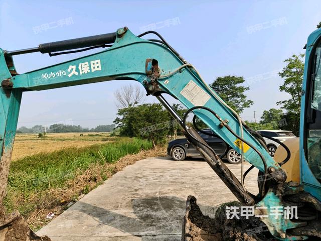 大臂整體?右側(cè)(工作和回轉(zhuǎn)裝置) 大臂整體?右側(cè)(工作和回轉(zhuǎn)裝置)