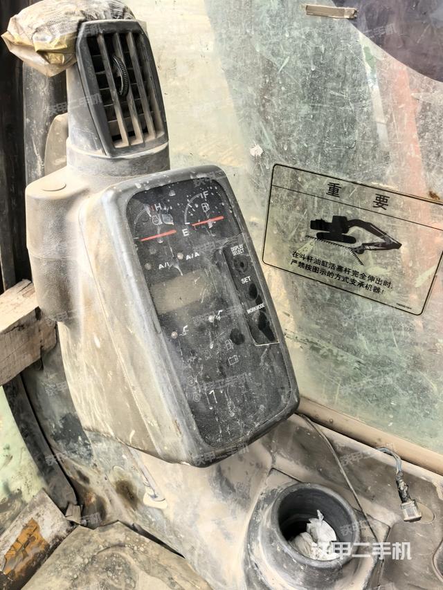 顯示屏?(駕駛室部分) 顯示屏?(駕駛室部分)