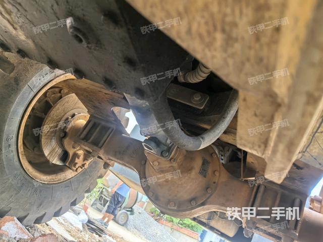 后驱动桥（液压/传动系统）