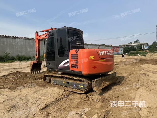 整機(jī)右后45°(整機(jī)外觀) 整機(jī)右后45°(整機(jī)外觀)