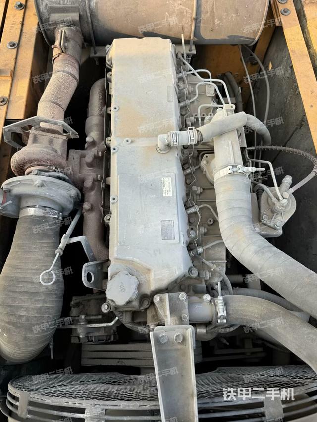 發(fā)動(dòng)機(jī)整體俯視(整機(jī)外觀) 發(fā)動(dòng)機(jī)整體俯視(整機(jī)外觀)