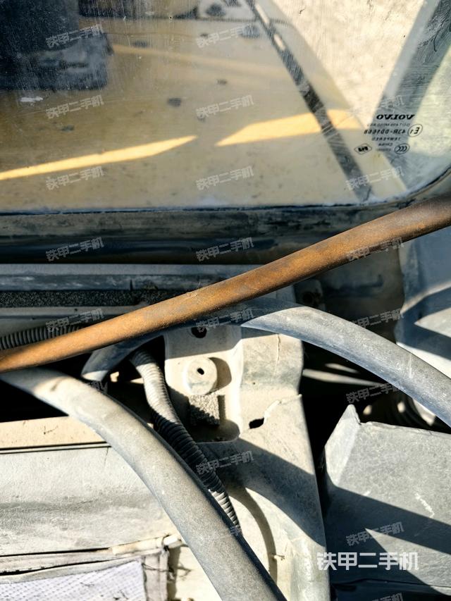 后窗玻璃角标(驾驶室部分) 后窗玻璃角标(驾驶室部分)