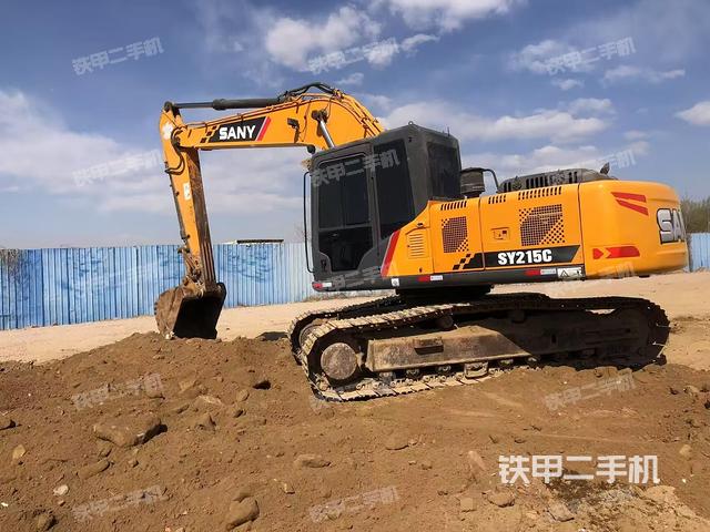 三一重工SY215C挖掘機