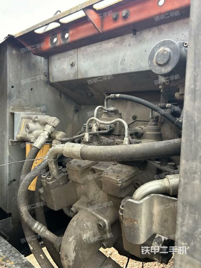 液压泵斜45 左(大件舱室) 液压泵斜45 左(大件舱室)