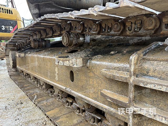 单侧履带整体（整机外观）