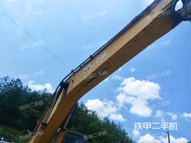 大臂整體?右側(cè)(工作和回轉(zhuǎn)裝置) 大臂整體?右側(cè)(工作和回轉(zhuǎn)裝置)