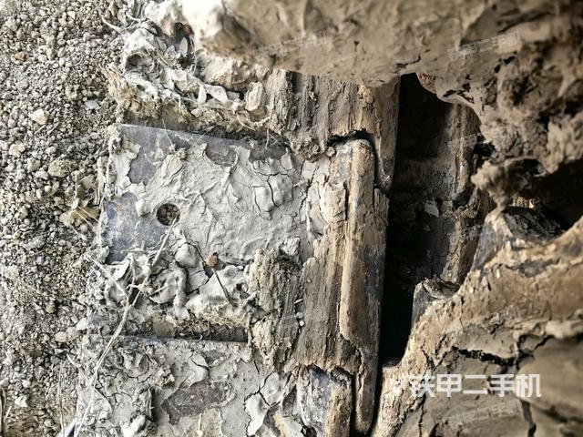 左驱动轮（行走机构）