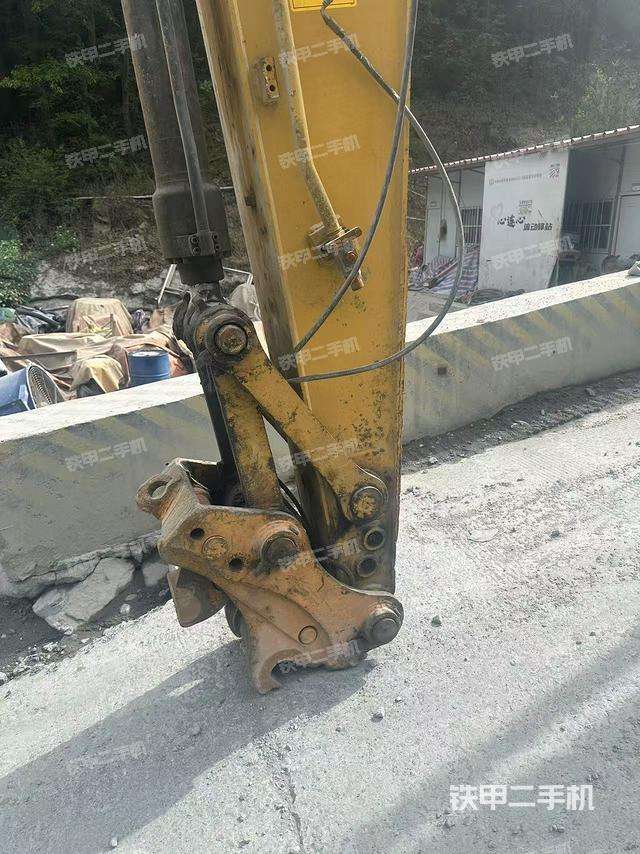 驾驶室整体（整机外观）