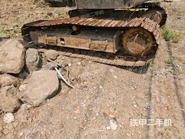 右導向輪(行走機構) 右導向輪(行走機構)