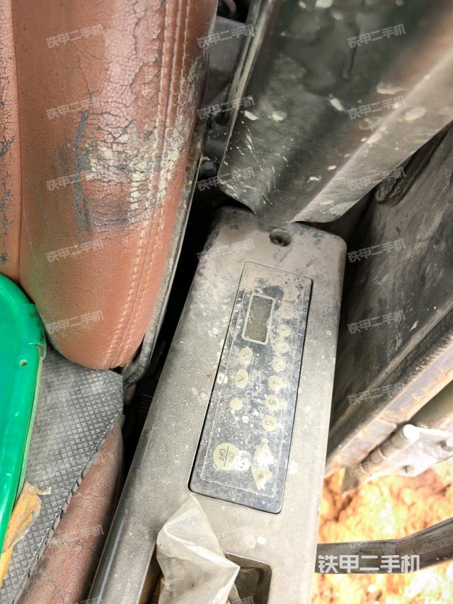 小時表(駕駛室部分) 小時表(駕駛室部分)