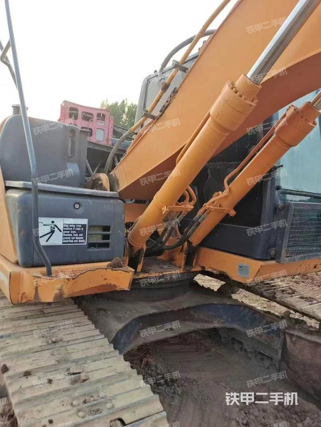 駕駛室整體（整機(jī)外觀）