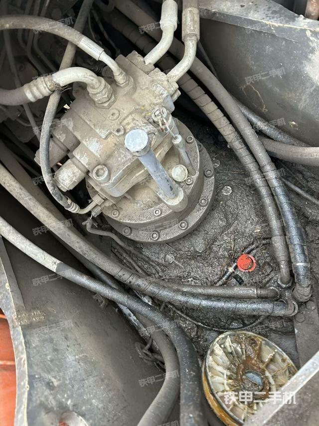 回转马达(上车部件) 回转马达(上车部件)