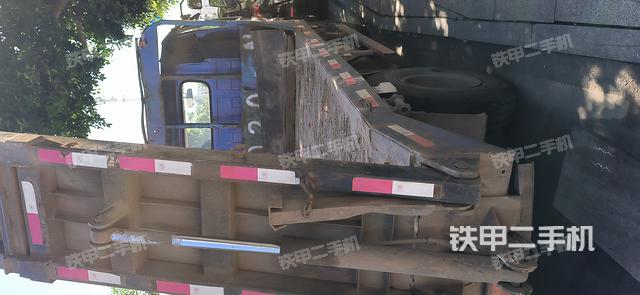 整机右后45°（设备外观及核心部件）