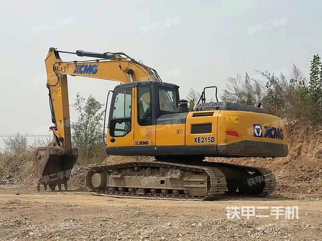徐工XE215DA挖掘機(jī)