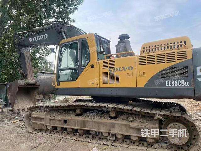 整機(jī)右后45°(整機(jī)外觀(guān)) 整機(jī)右后45°(整機(jī)外觀(guān))