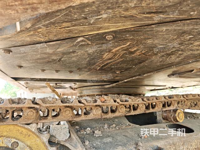 左側(cè)行走馬達蓋板(行走機構) 左側(cè)行走馬達蓋板(行走機構)