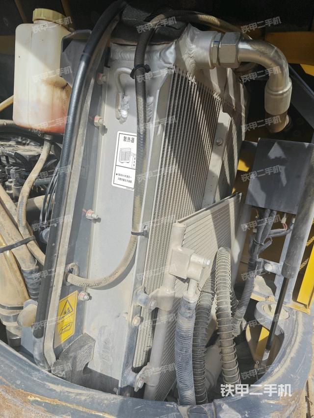散熱器室(大件艙室) 散熱器室(大件艙室)