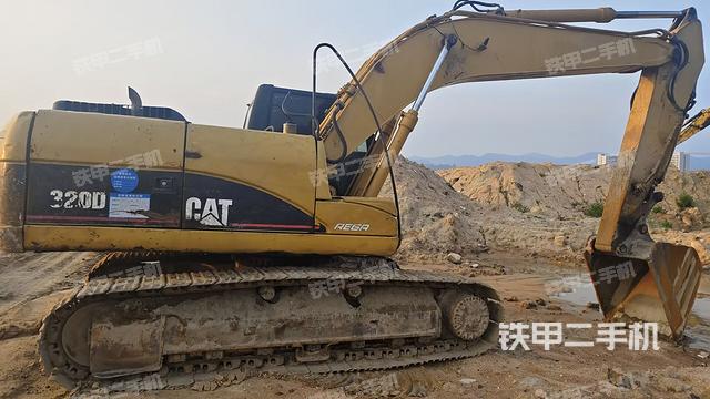 整機右后45°(整機外觀) 整機右后45°(整機外觀)