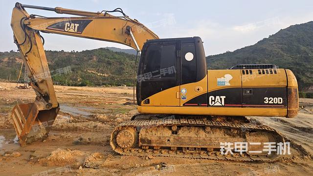 卡特彼勒320D進口挖掘機