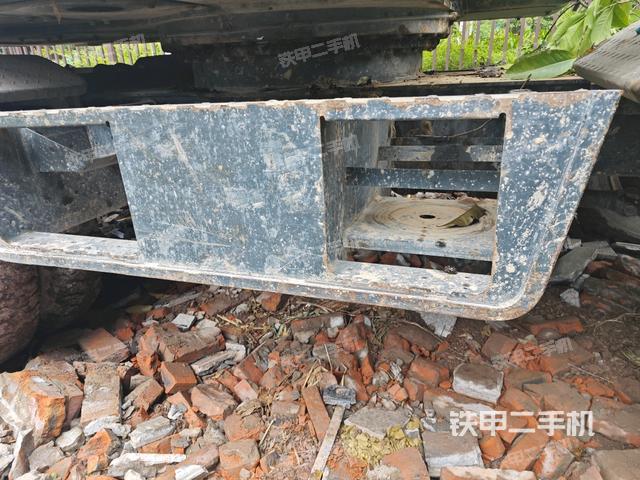 左托鏈輪和鏈筋(行走機(jī)構(gòu)) 左托鏈輪和鏈筋(行走機(jī)構(gòu))