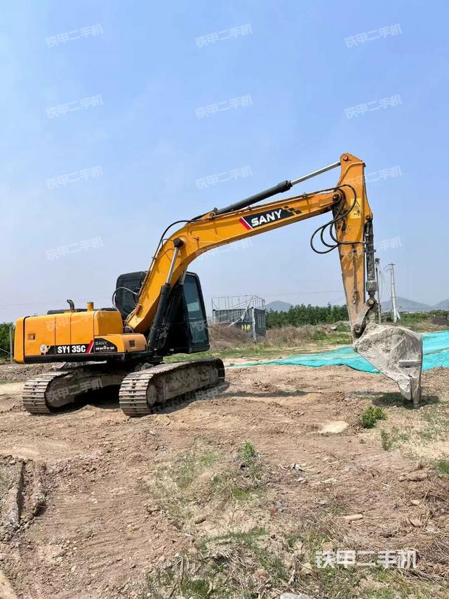 整機(jī)右后45°(整機(jī)外觀) 整機(jī)右后45°(整機(jī)外觀)
