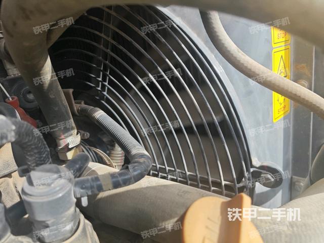 水箱+風(fēng)扇特寫(上車部件) 水箱+風(fēng)扇特寫(上車部件)