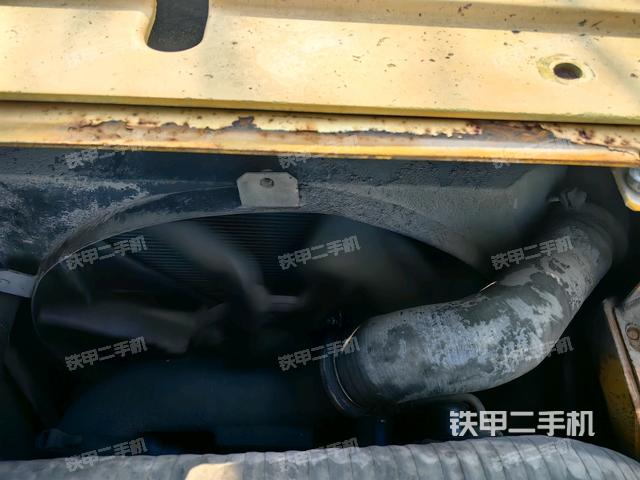 水箱+风扇特写(上车部件) 水箱+风扇特写(上车部件)