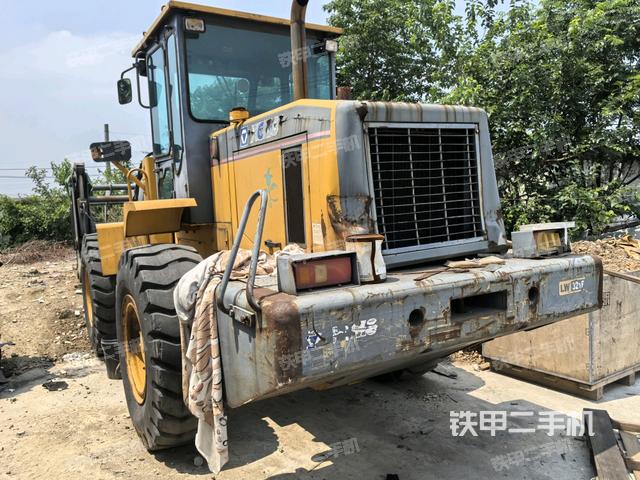 左后45°(整機(jī)外觀) 左后45°(整機(jī)外觀)
