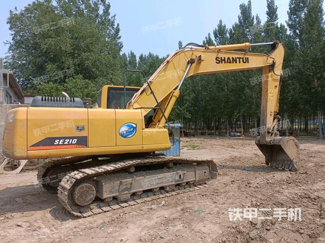 右后45(整機(jī)外觀) 右后45(整機(jī)外觀)
