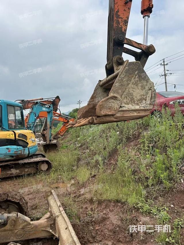 鏟斗45度(工作和回轉(zhuǎn)裝置) 鏟斗45度(工作和回轉(zhuǎn)裝置)