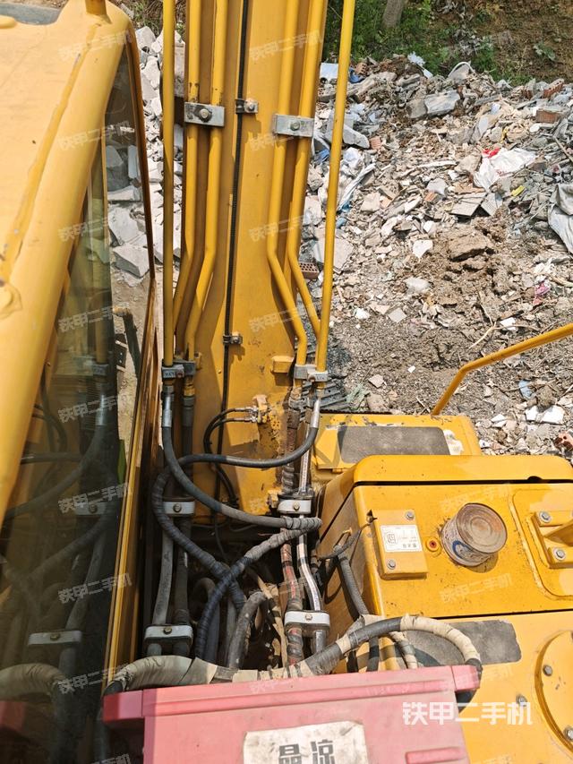 小臂整體右前（工作和回轉(zhuǎn)裝置）