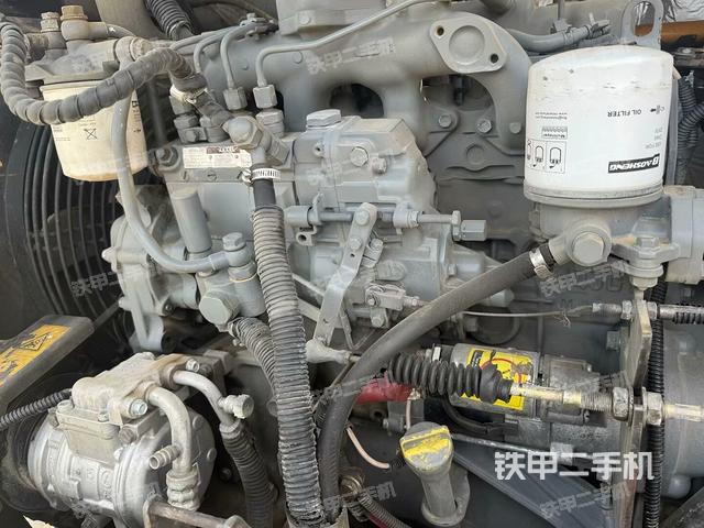 發(fā)動(dòng)機(jī)整體俯視(整機(jī)外觀) 發(fā)動(dòng)機(jī)整體俯視(整機(jī)外觀)