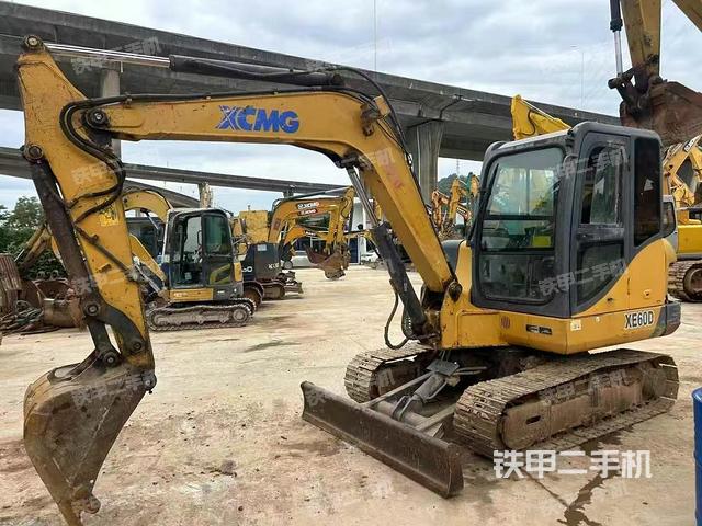 徐工XE60D挖掘機