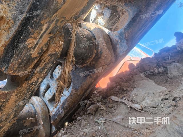 右側履帶整體(行走機構) 右側履帶整體(行走機構)