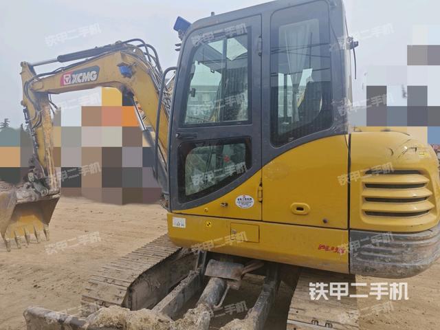 左后45(整機(jī)外觀) 左后45(整機(jī)外觀)