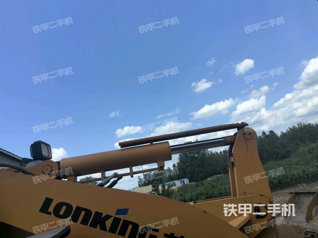 铲斗油缸侧面（工作装置）