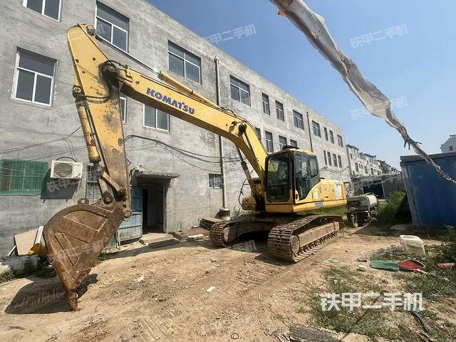 小松PC220-7挖掘機