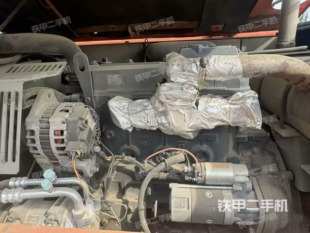 發(fā)動(dòng)機(jī)整體俯視(整機(jī)外觀) 發(fā)動(dòng)機(jī)整體俯視(整機(jī)外觀)