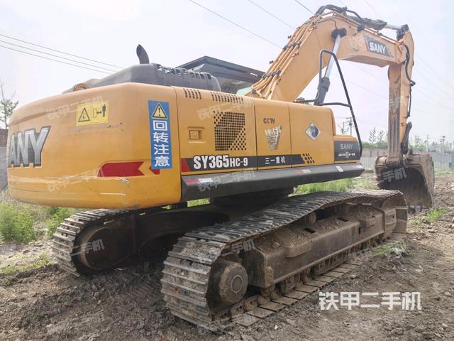 整機(jī)右后45°(整機(jī)外觀) 整機(jī)右后45°(整機(jī)外觀)