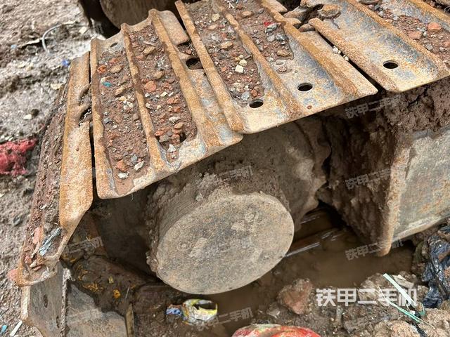 右驅(qū)動(dòng)輪(行走機(jī)構(gòu)) 右驅(qū)動(dòng)輪(行走機(jī)構(gòu))