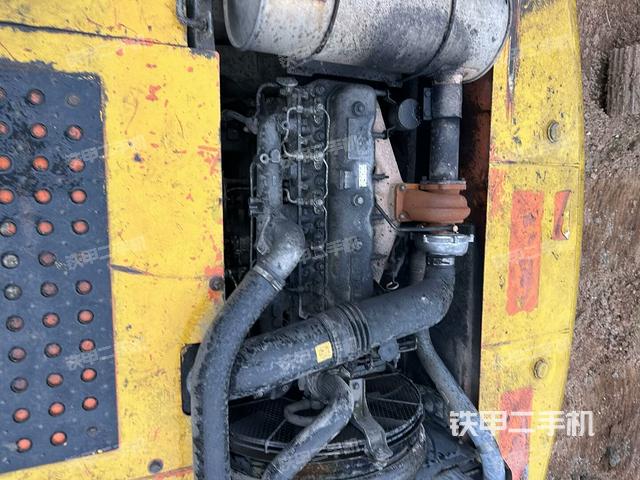 增压器特写(上车部件) 增压器特写(上车部件)