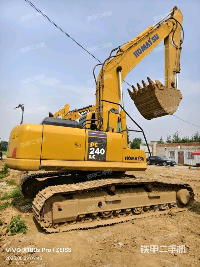 整機(jī)右后45°(整機(jī)外觀) 整機(jī)右后45°(整機(jī)外觀)