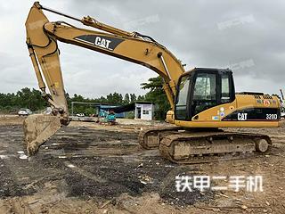 卡特彼勒320D液压挖掘机实拍图片