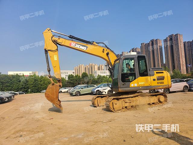 徐工XE135D挖掘機(jī)